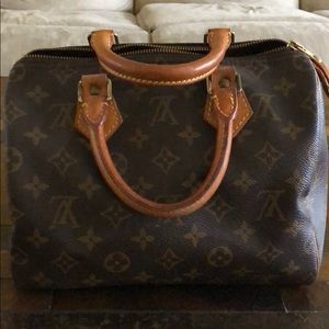 Louis Vuitton Speedy 25